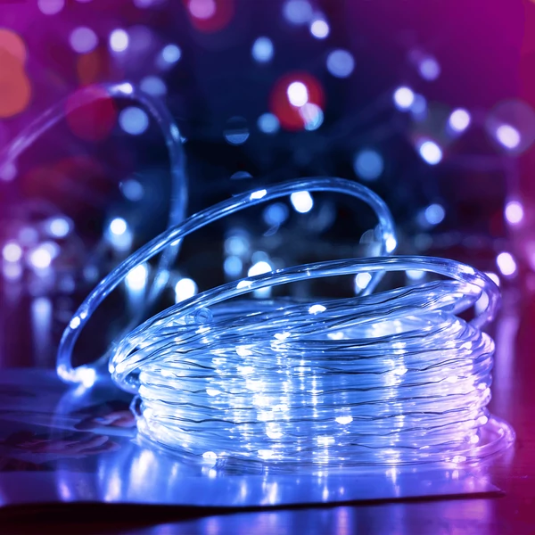 3AA Elemes 5m-es Füzér Hideg Fehér 5mm-es Cső Füzér