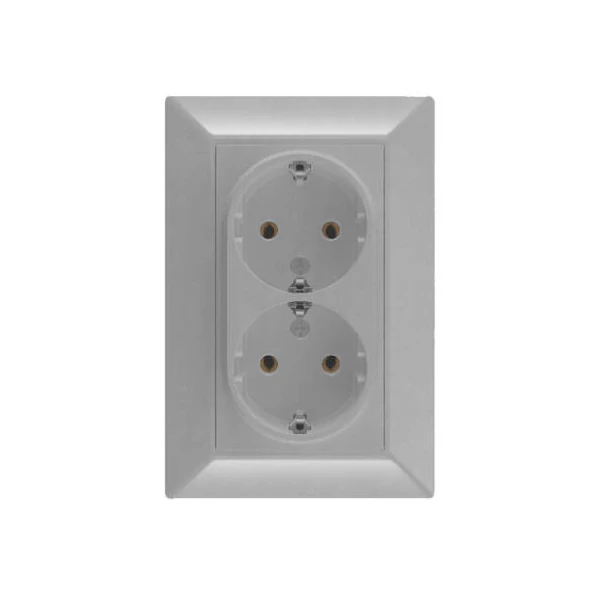 ELDGROUND Dupla 2P+F csatlakozóaljzat ezüst